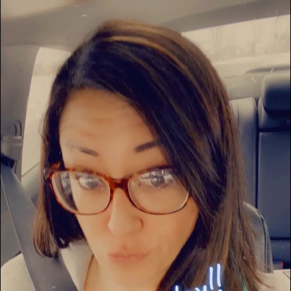 Meet your Posher, Jackee - Picture 1 of 1